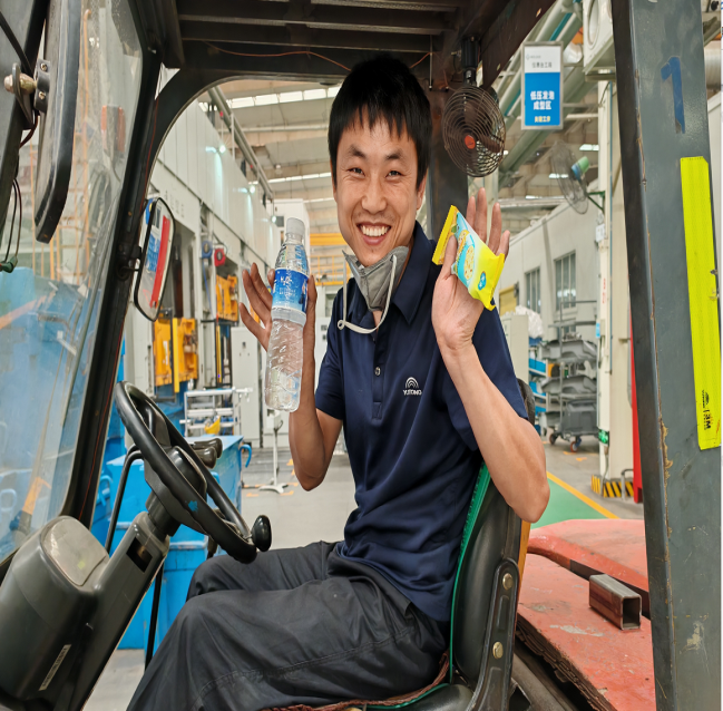 内外饰业务部开展夏季防暑降温系列活动 内外饰业务部开展夏季防暑降温系列活动