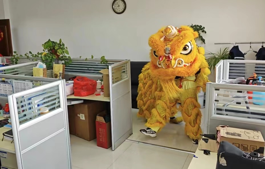 内外饰业务部举行开工仪式 内外饰业务部举行开工仪式